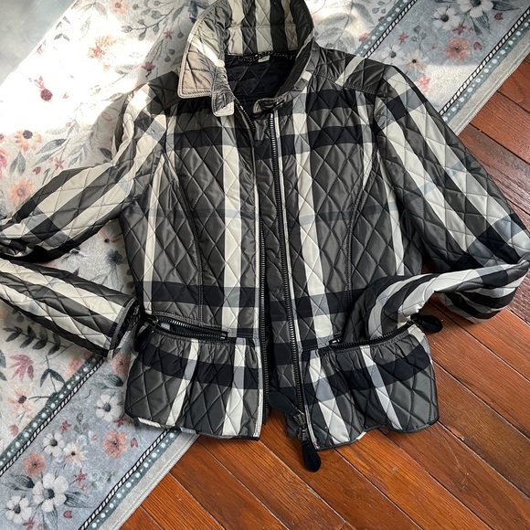 Burberry Quilted Jacket in Black & Gray Plaid - Picture 5 of 6